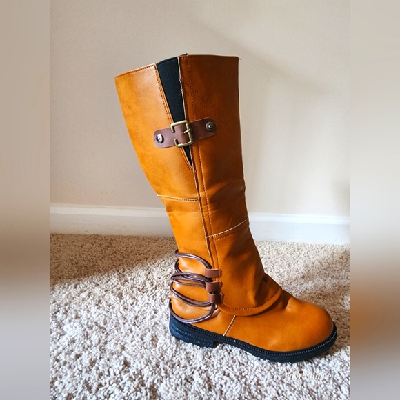 NWOT Boots. Have 3 colors (brown, black & gray). Super cute!! Never worn. - Picture 4 of 4